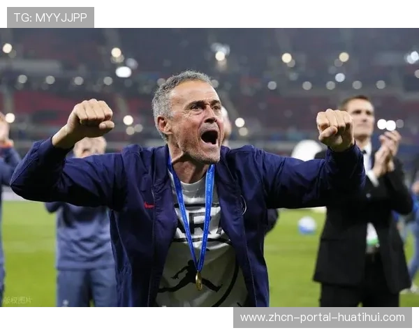 萨福诺夫洲际杯扑点成名，首获月最佳球员荣誉